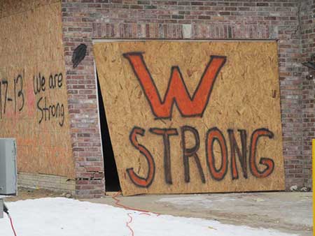 Washington Strong meme - Ephermal W Strong post-disaster survivors graffiti